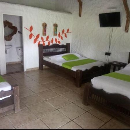 Hotel Parque De Los Arrieros Montenegro Bagian luar foto