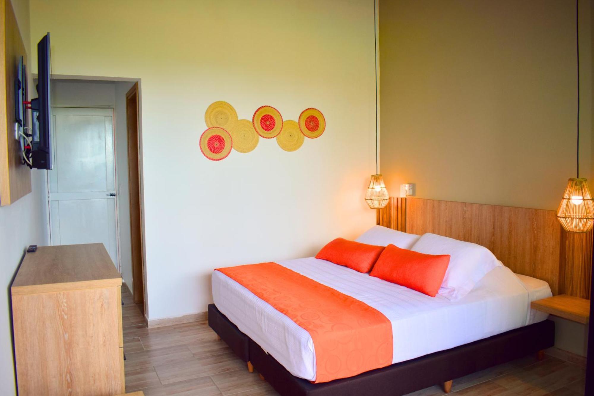 Hotel Parque De Los Arrieros Montenegro Bagian luar foto