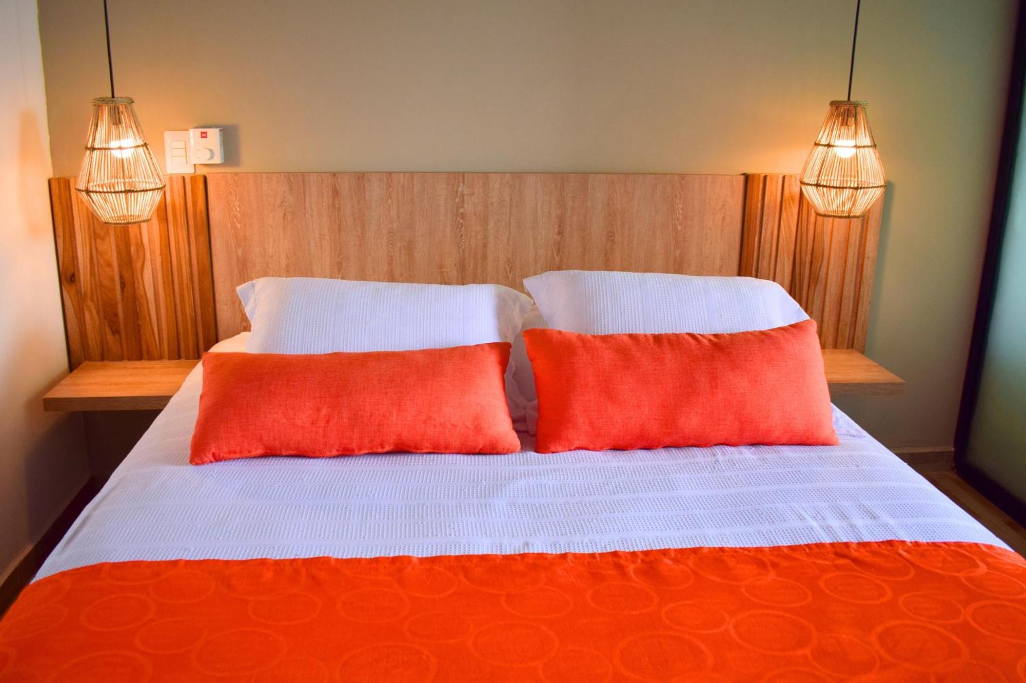 Hotel Parque De Los Arrieros Montenegro Bagian luar foto