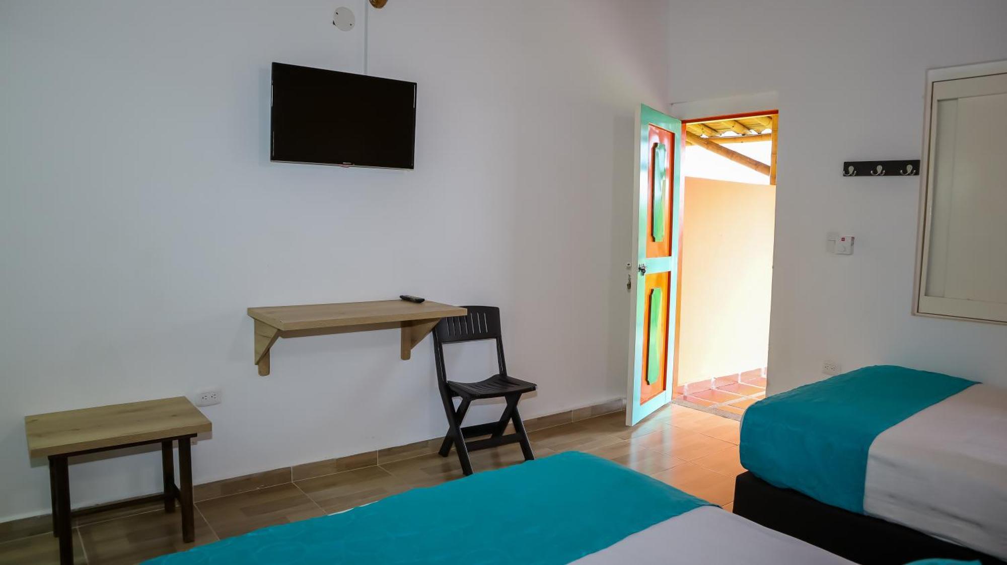 Hotel Parque De Los Arrieros Montenegro Bagian luar foto